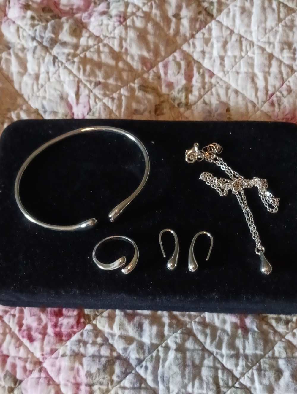 Silver Teardrop Jewelry Set - Necklace, Bracelet, Ring & Earrings